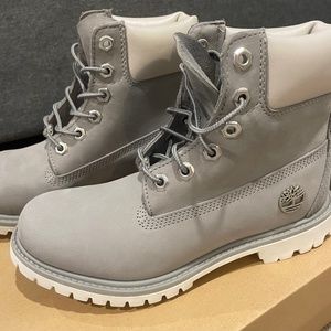 Woman’s timberlands